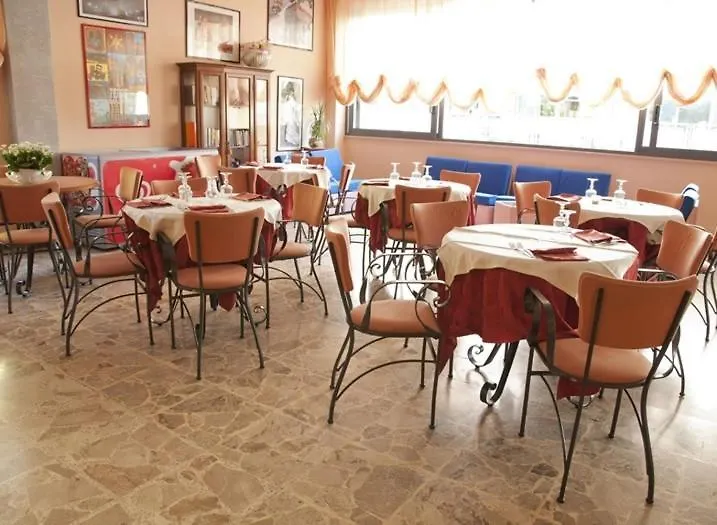 Hotel Jasmine Beach Rimini 3*,  Italia