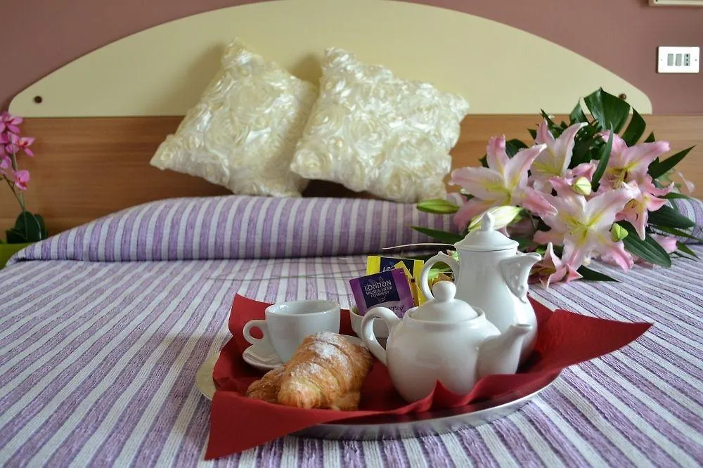 Hotel Jasmine Beach Rimini 3*,  Italia