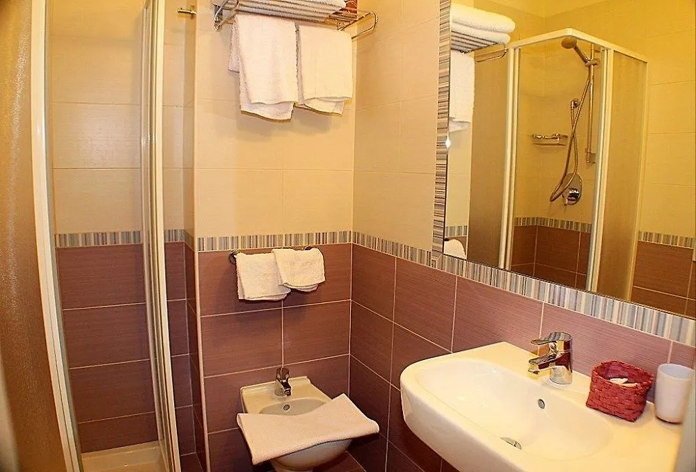 Hotel Jasmine Beach Rimini 3*,