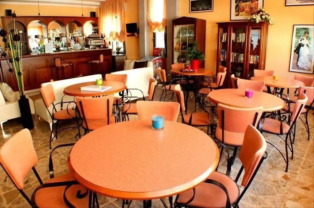 Hotel Jasmine Beach Rimini 3*,  Italien